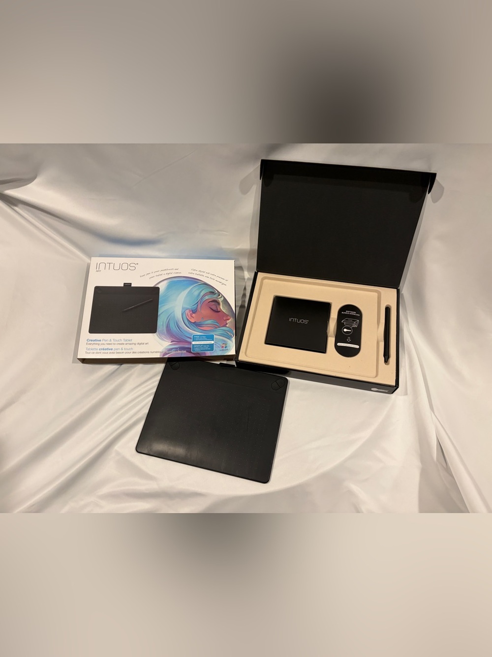 Intuos Wireless Drawing Tablet w/ Stylus & WiFi Module